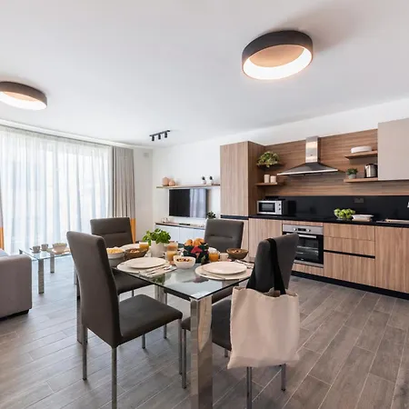 アパート Staymela - *