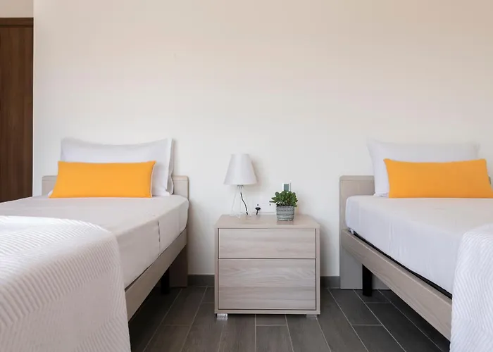 Apartament Staymela - *